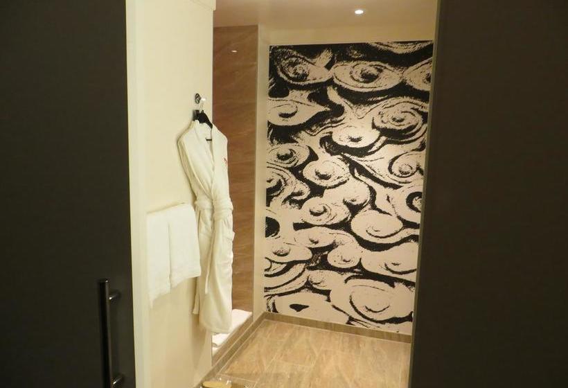 אתר נופש Lucky Dragon