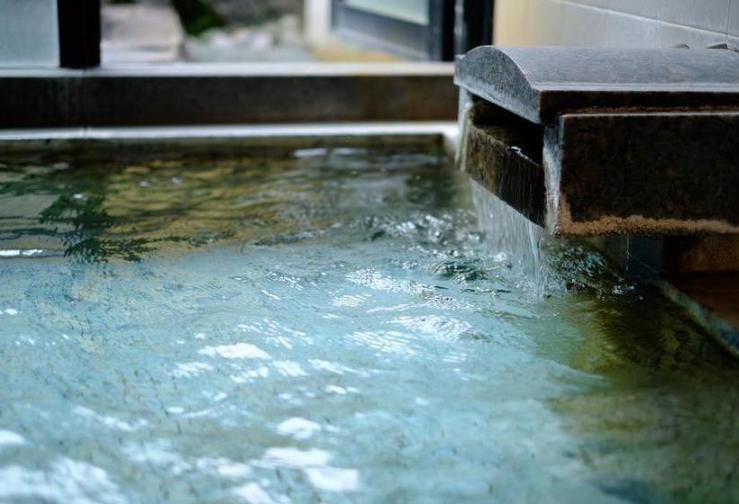 Ryokan Yufuin Kinrinko