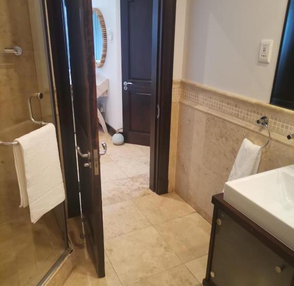 305 Ballito Manor Gardens, Ballito With Generator