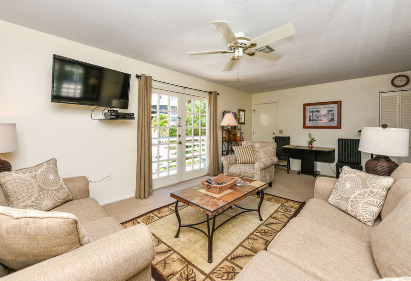 Banana Cabana By Beachside Management