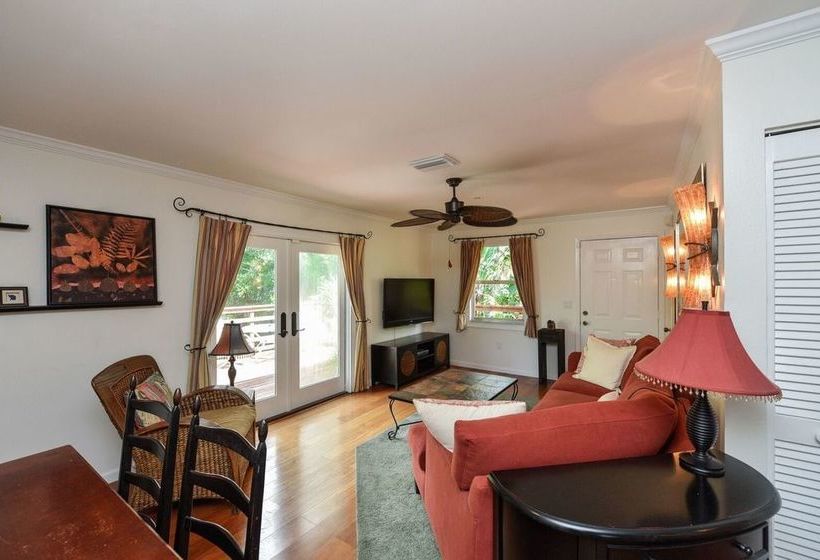 Banana Cabana By Beachside Management