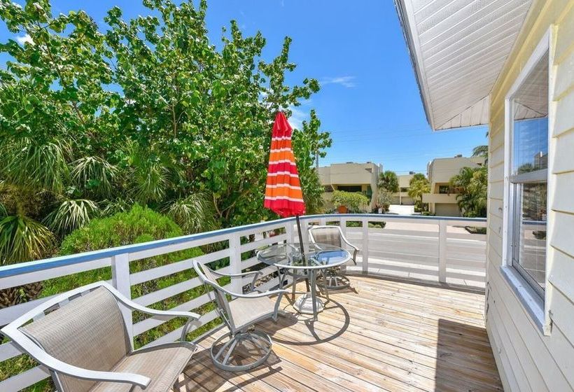 Banana Cabana By Beachside Management