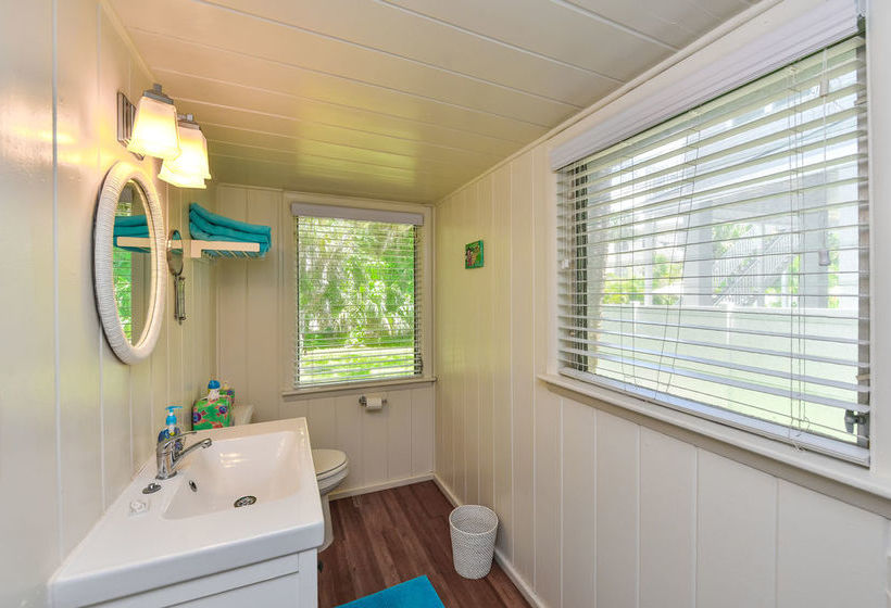 Banana Cabana By Beachside Management