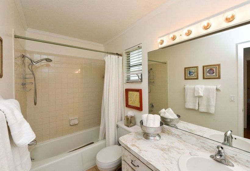 Banana Cabana By Beachside Management