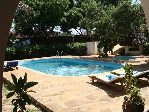 تختخواب و صبحانه Stawi House
