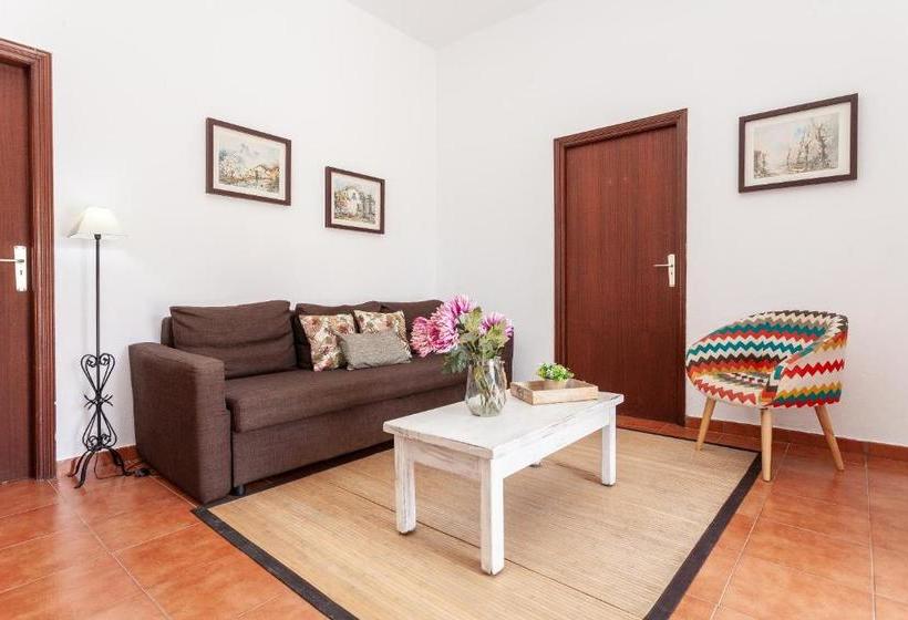 Casa Emblemática Casa Del Cuartel