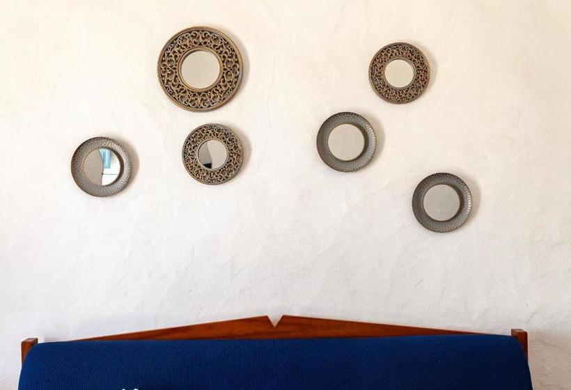 Casa Emblemática Casa Del Cuartel