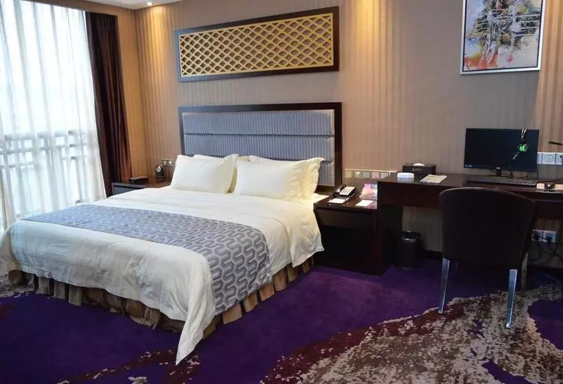 Hotelli Aimoer