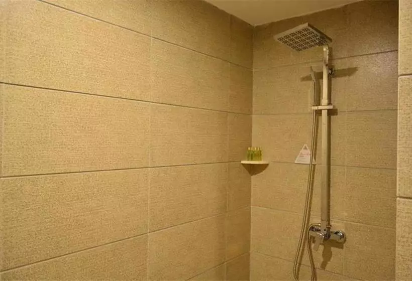 Hotelli Aimoer