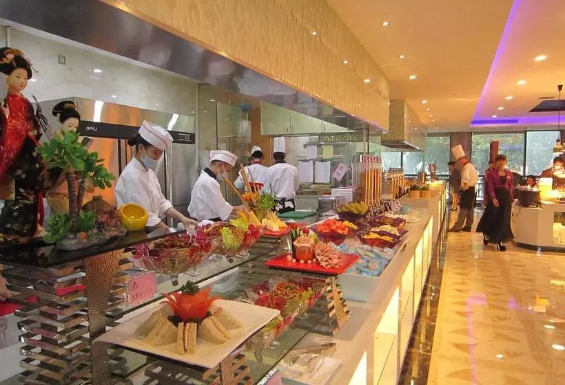 Hotelli Aimoer