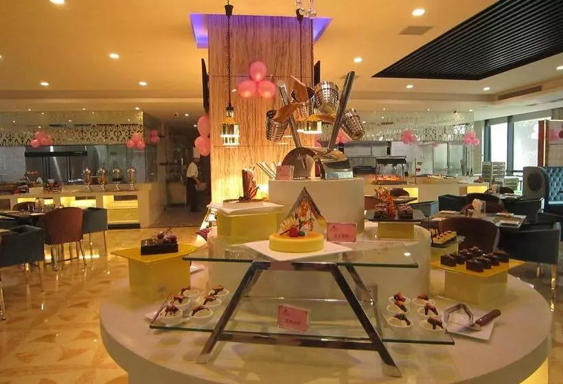 Hotelli Aimoer