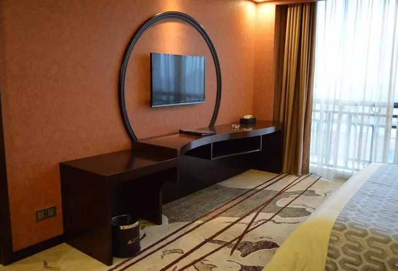Hotelli Aimoer