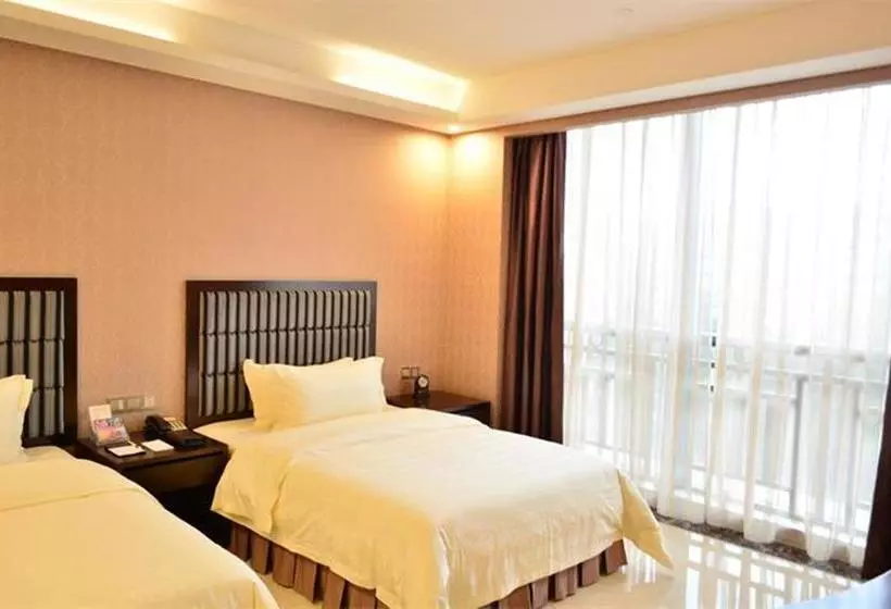 Hotelli Aimoer
