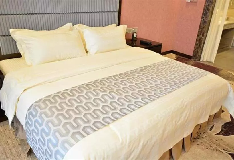 Hotelli Aimoer
