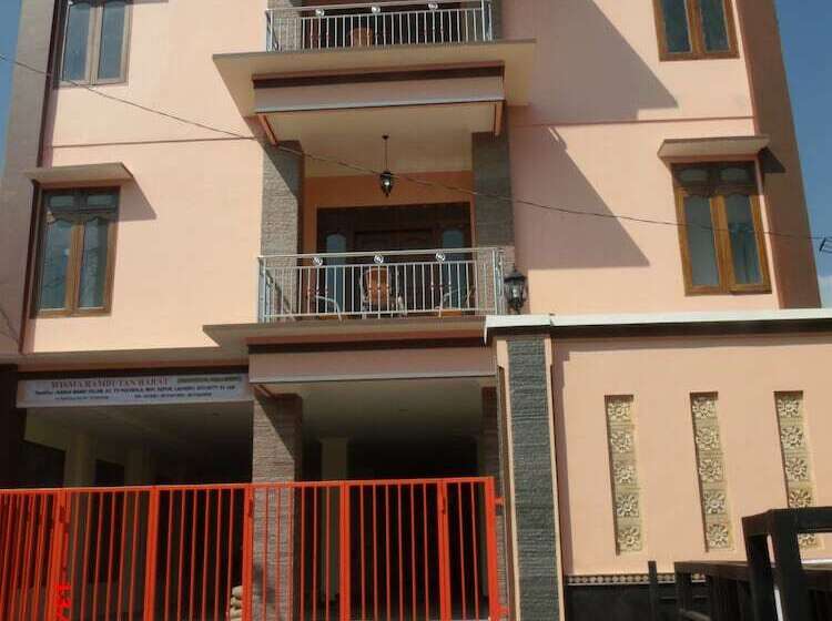 فندق Griya Rambutan Barat