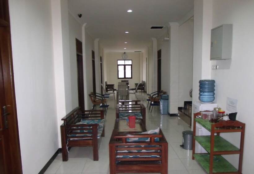 فندق Griya Rambutan Barat