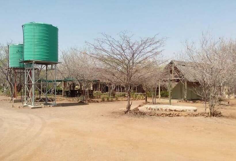 בית מלון כפרי Liya Lodge And Campsite