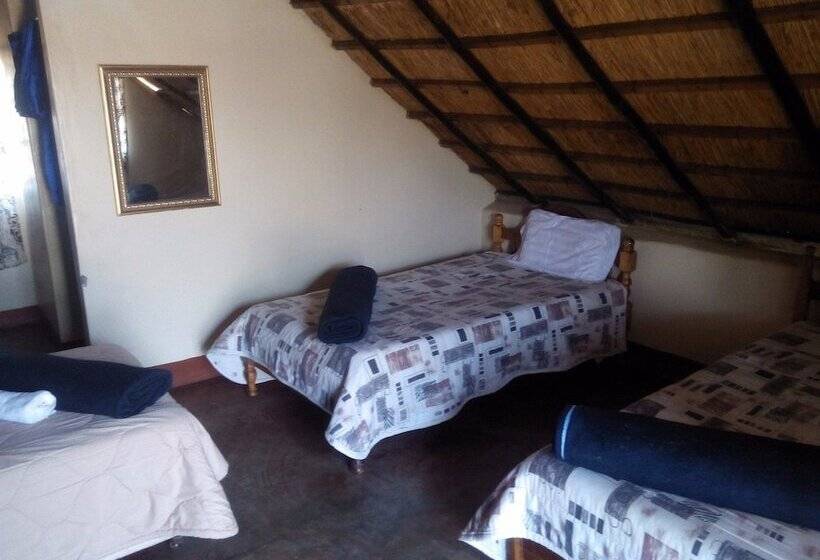 בית מלון כפרי Liya Lodge And Campsite