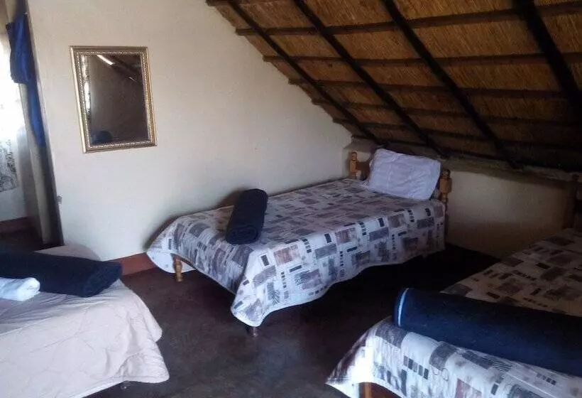هتل Liya Lodge And Campsite