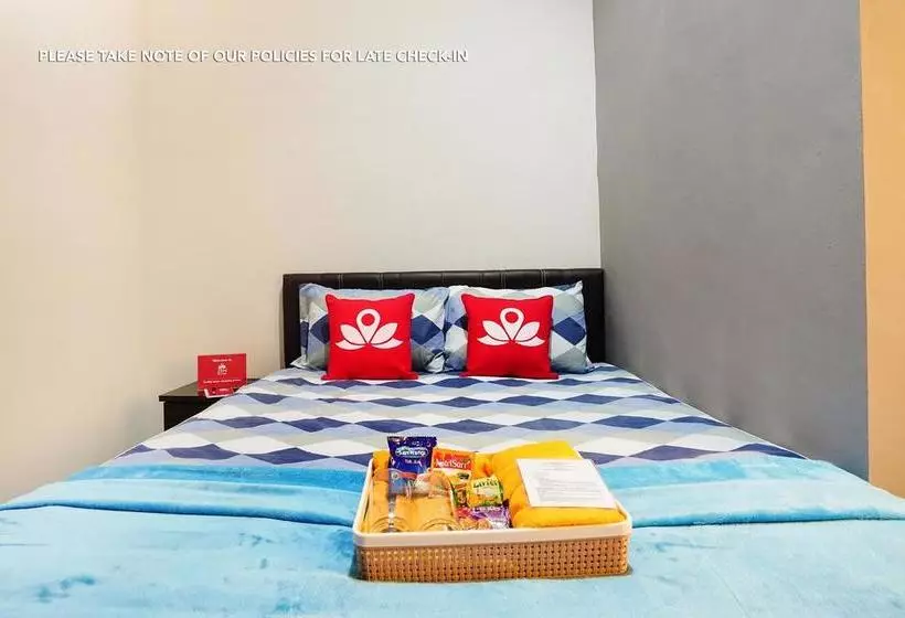 ホテル Zen Rooms Nagoya Seraya Mas Center