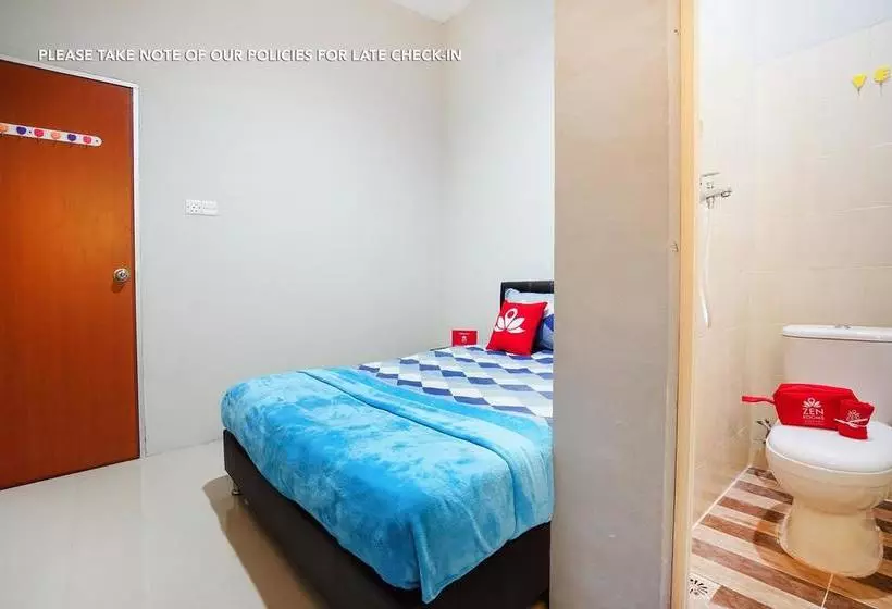 ホテル Zen Rooms Nagoya Seraya Mas Center