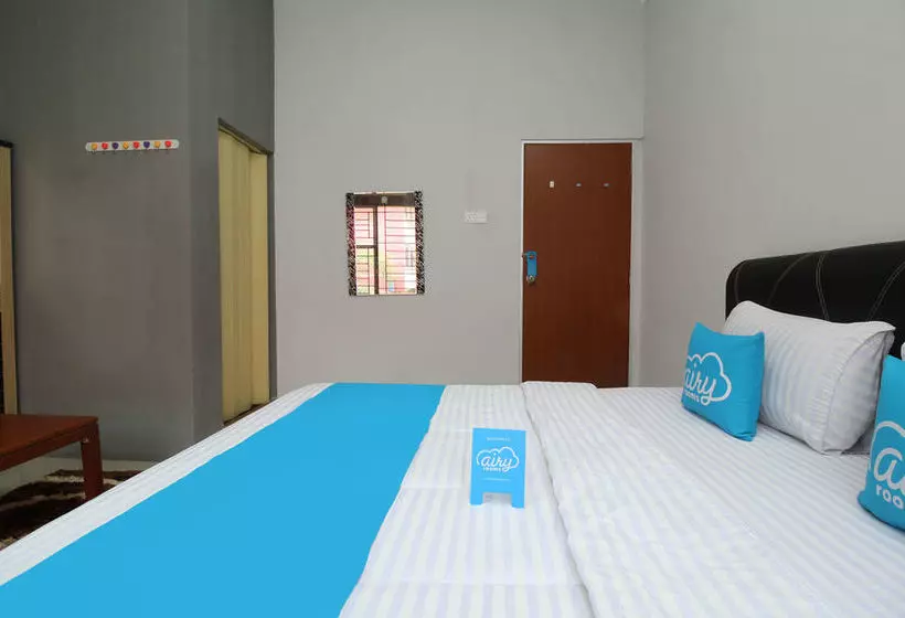 ホテル Zen Rooms Nagoya Seraya Mas Center