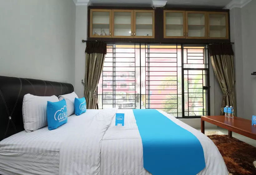 ホテル Zen Rooms Nagoya Seraya Mas Center