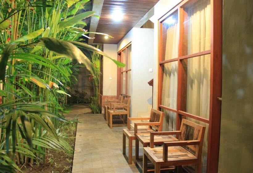 酒店 Semarandana Bedrooms And Pool