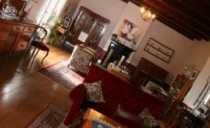 פנסיון Die Waenhuis Guest House