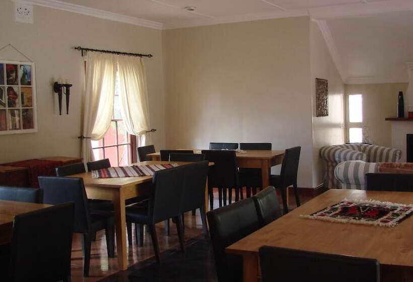 פנסיון Die Waenhuis Guest House