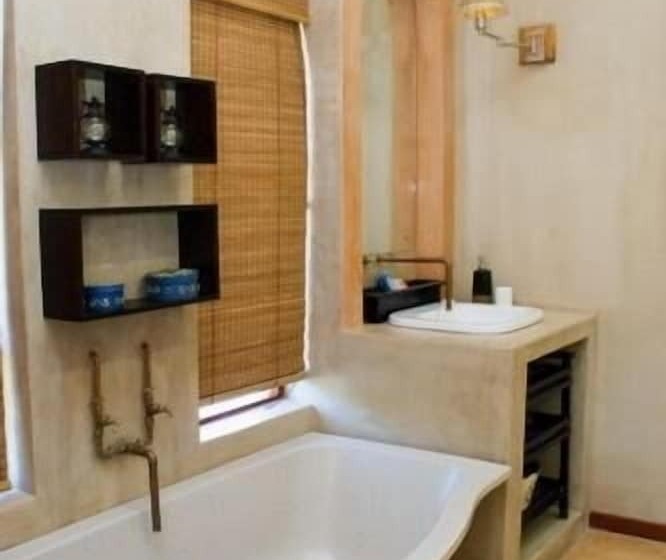 פנסיון Die Waenhuis Guest House