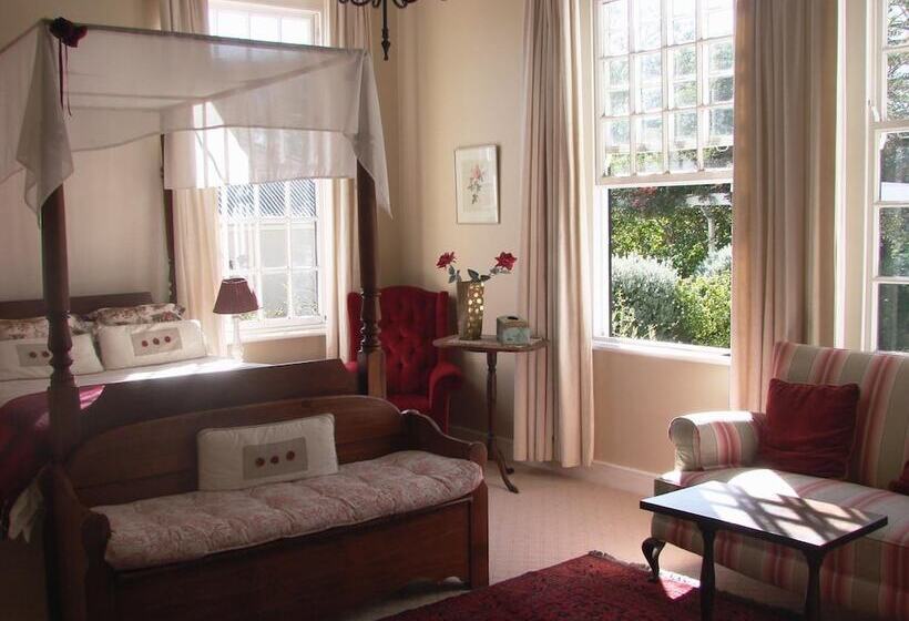 פנסיון Die Waenhuis Guest House