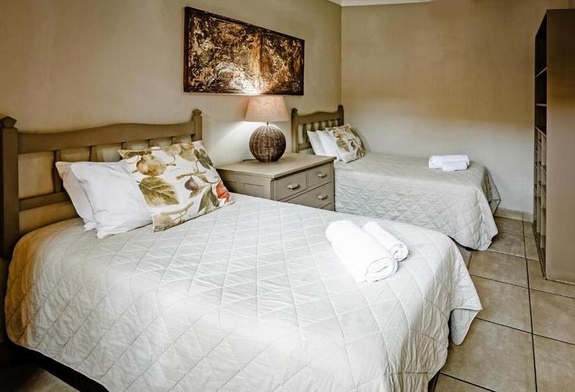 Pension The Village In Hatfield