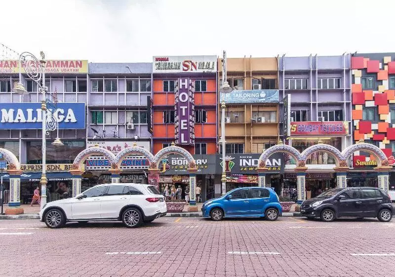 هتل Brickfields Park