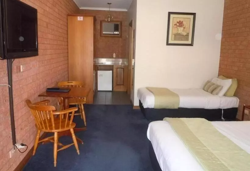 ホテル Central Springs Inn