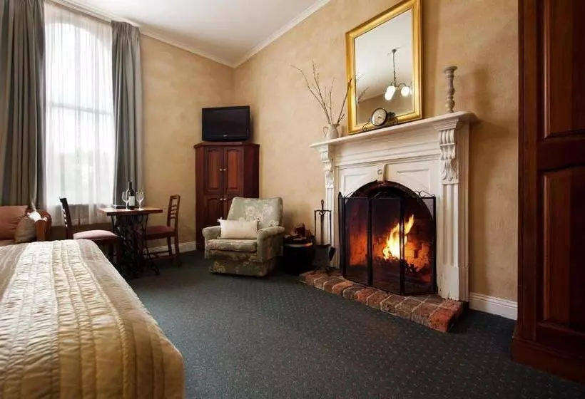 ホテル Central Springs Inn