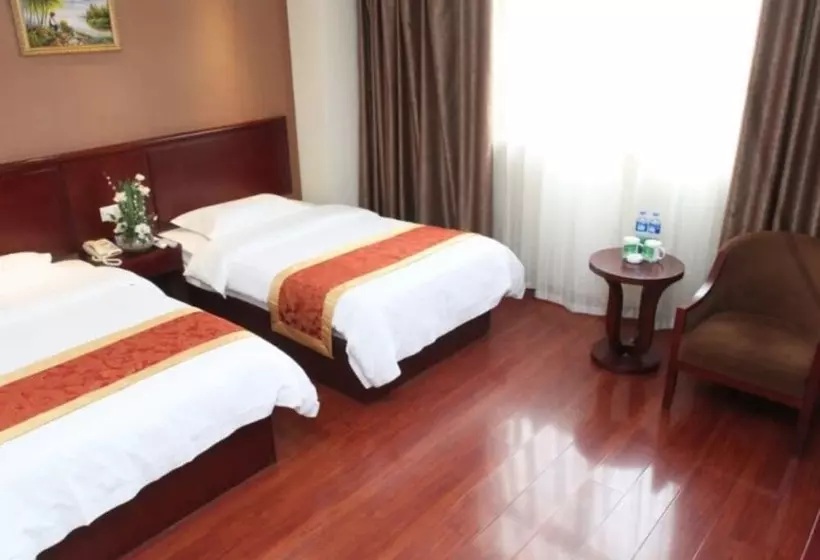 ホテル Greentree Inn Xian Great Wild Goose Pagoda History Museum  Xiaozha Express