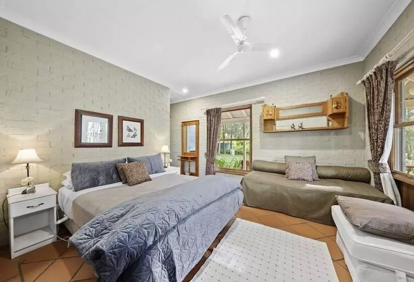 ホテル Thistle Hill Guesthouse   Walk To Many Wineries And Restaurants