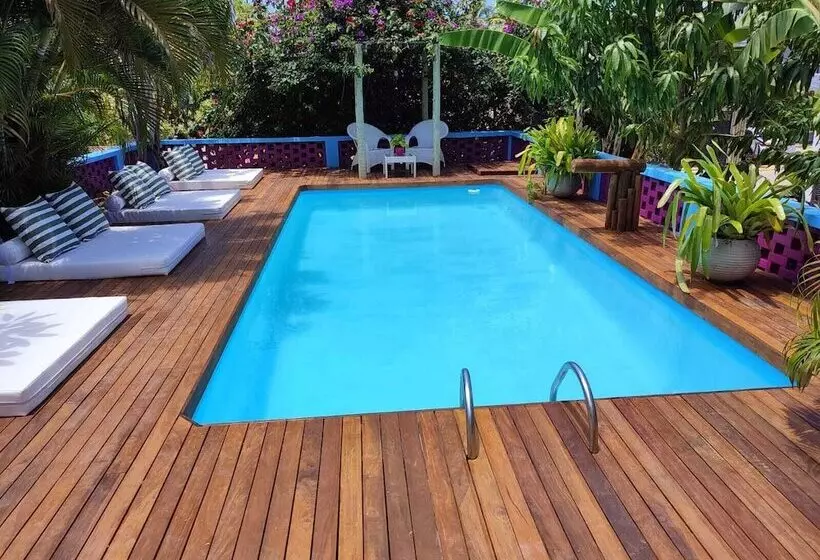 هتل Vila Anaua
