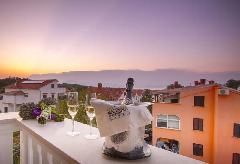 Apartments Mike