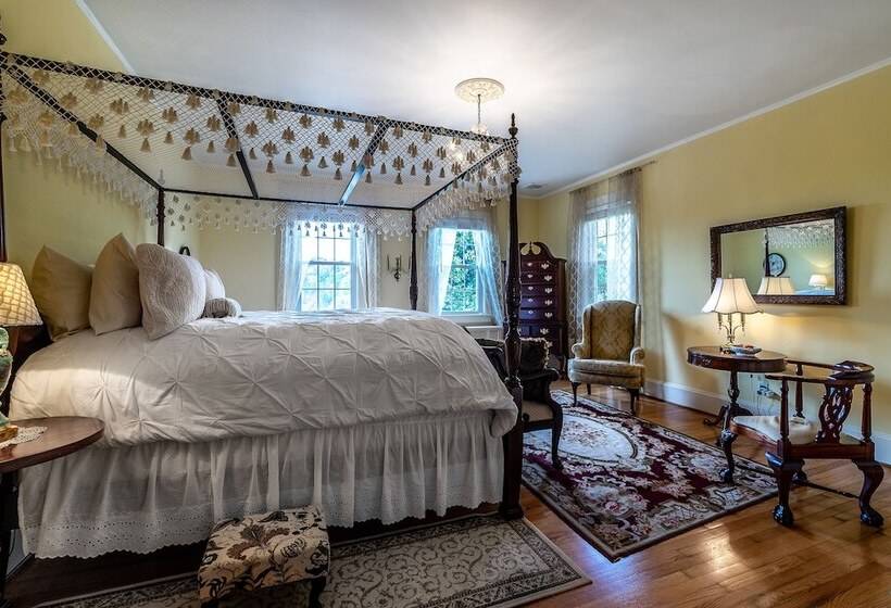 ベッドアンドブレックファースト Hillcrest Mansion Inn