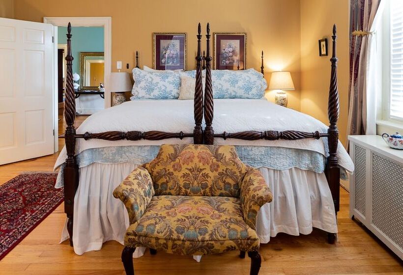 ベッドアンドブレックファースト Hillcrest Mansion Inn