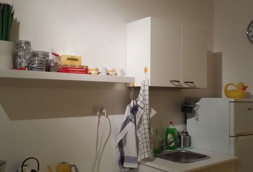 تختخواب و صبحانه La Cornice Guest House