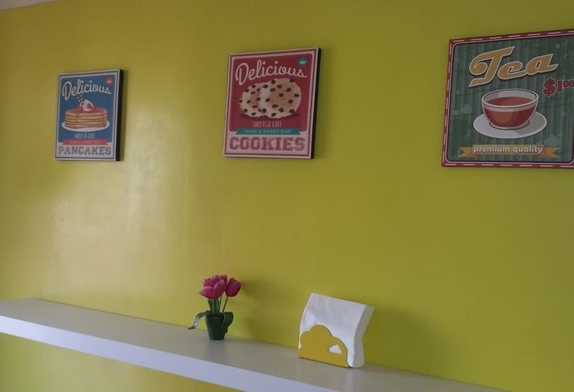 تختخواب و صبحانه La Cornice Guest House