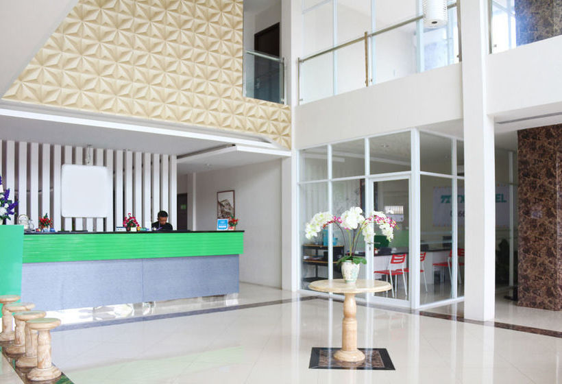 Hotel Airy Karamat Bhayangkara 127 Sukabumi