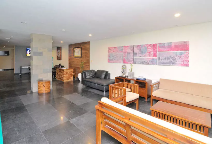 Hotelli Airy Legian Sunset Road Nakula 9 Kuta Bali