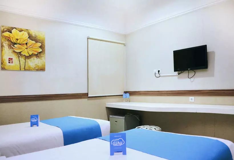 Hotelli Airy Ngarsopuro Gatot Subroto 89 Solo