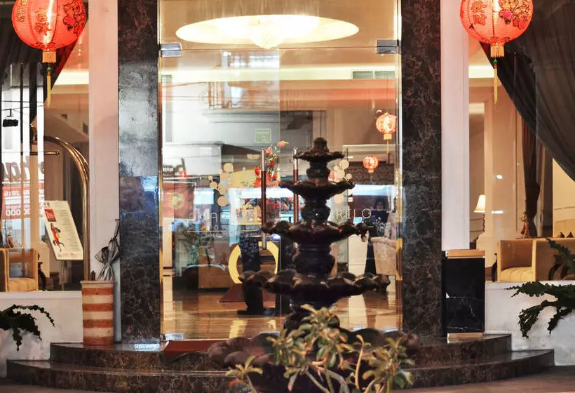 Hotelli Airy Ngarsopuro Gatot Subroto 89 Solo