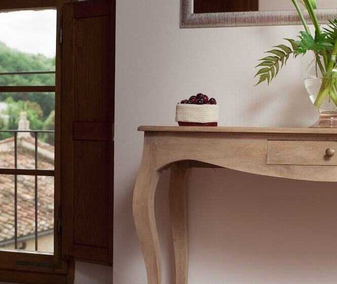 ホテル Antico Granaione