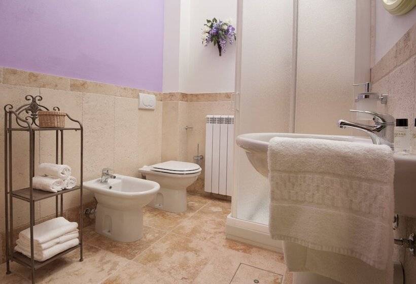 ホテル Antico Granaione